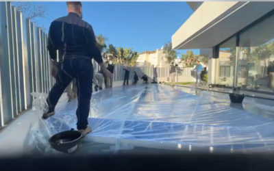 TIME-LAPS de Instalacion de cubierta Burbujas para mantener la temperatura de la piscina con Bomba de calor